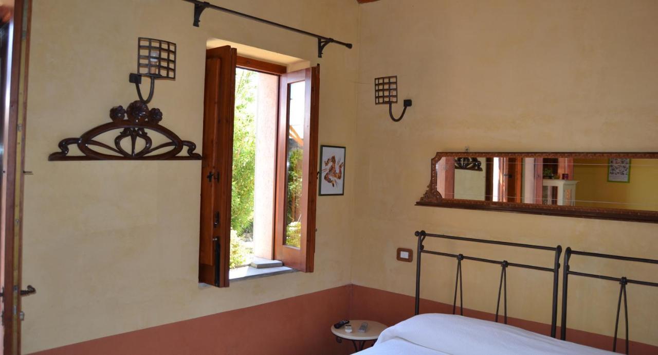 Bioagriturismo Antica Sena Milici Dış mekan fotoğraf