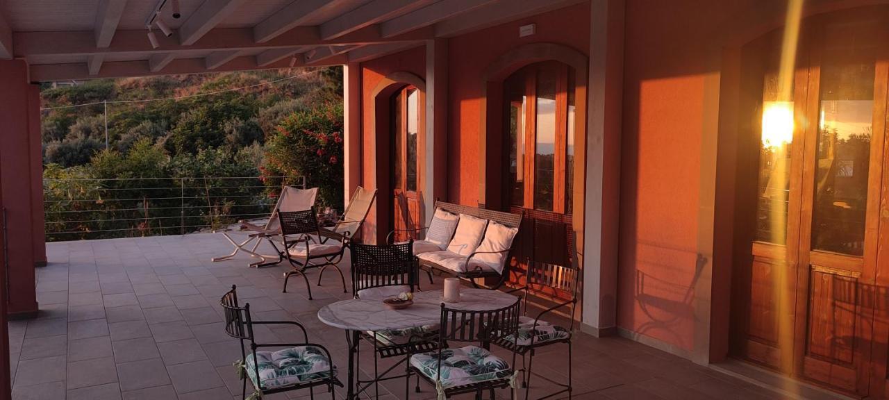 Bioagriturismo Antica Sena Milici Dış mekan fotoğraf