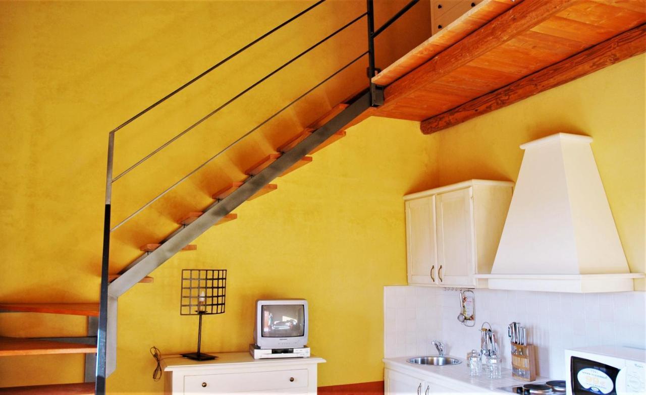 Bioagriturismo Antica Sena Milici Dış mekan fotoğraf