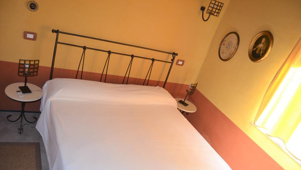 Bioagriturismo Antica Sena Milici Dış mekan fotoğraf