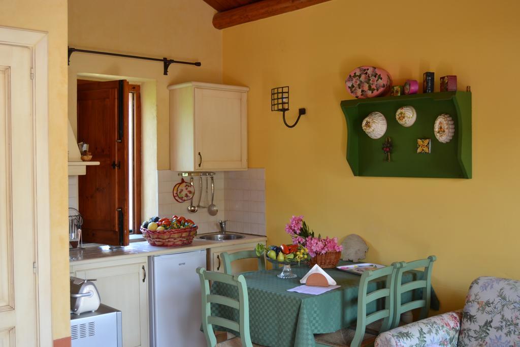 Bioagriturismo Antica Sena Milici Dış mekan fotoğraf